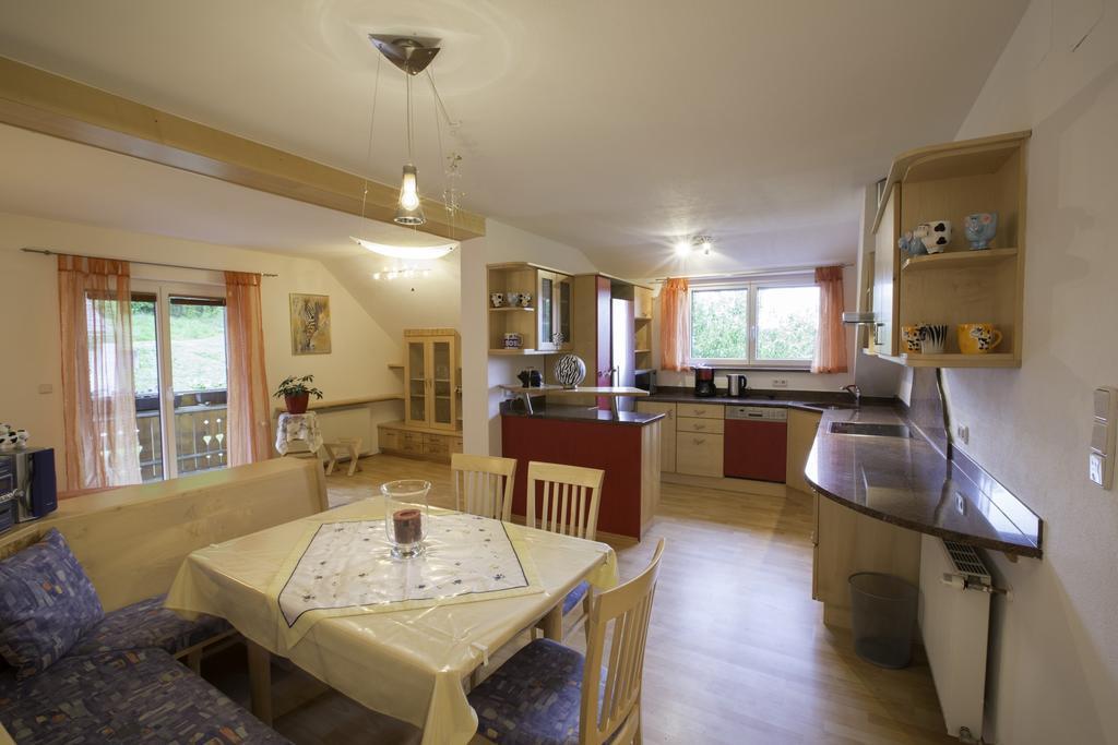 Wunderhof Villa Schiefling am See Bilik gambar