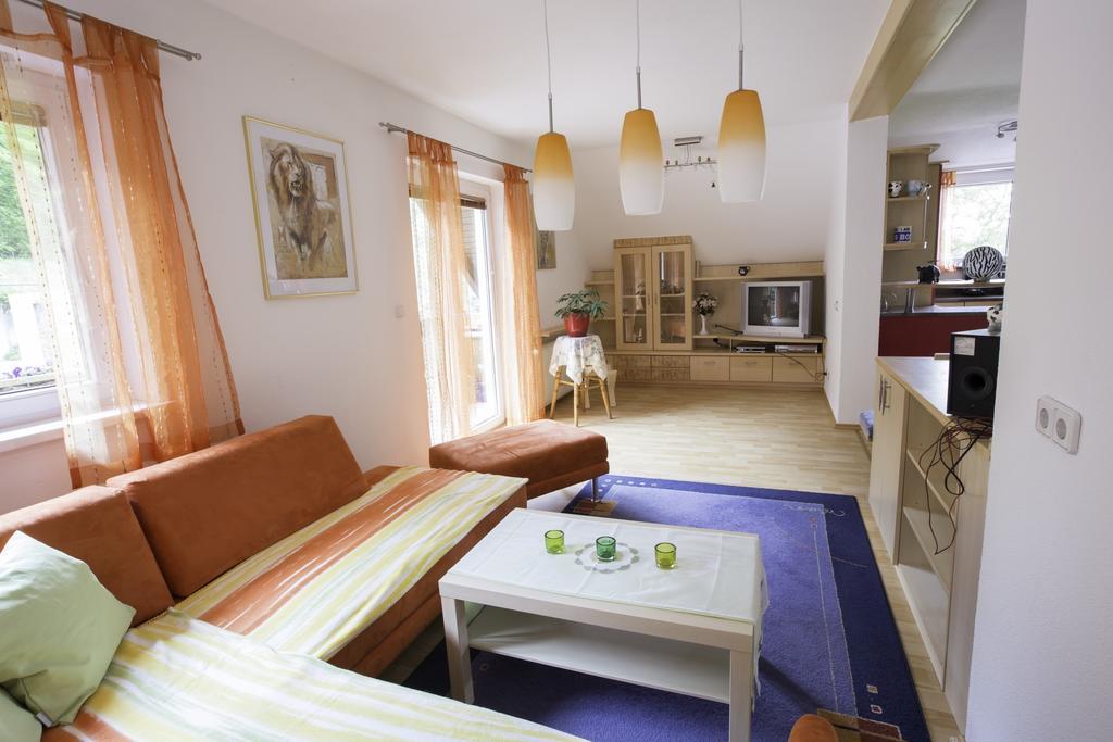 Wunderhof Villa Schiefling am See Bilik gambar